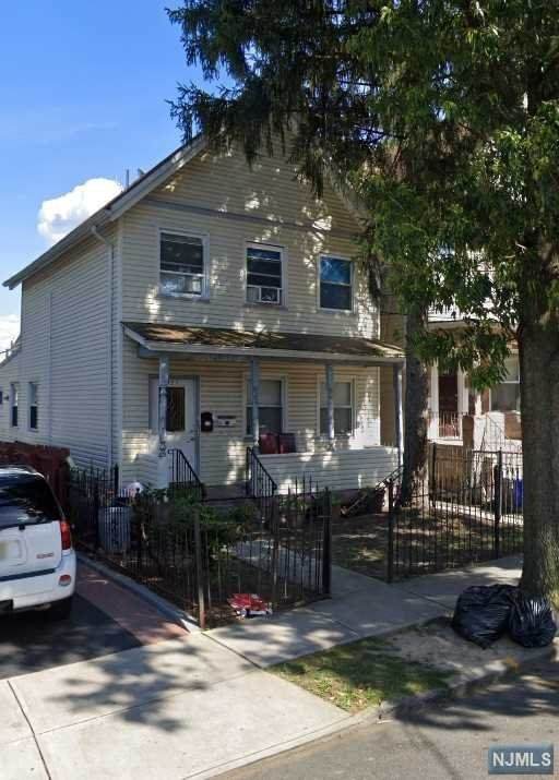 827 Parker Street - Photo 1