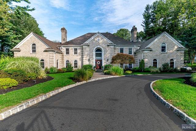 25 Wilshire Drive - Photo 1