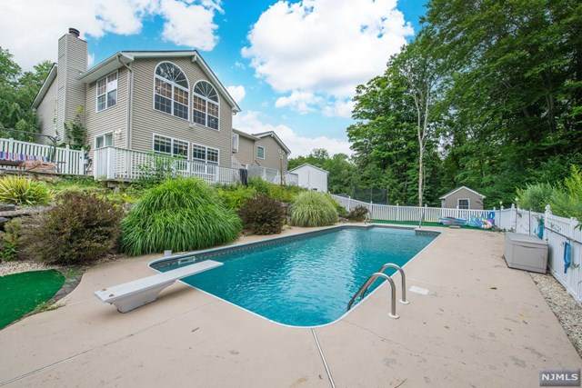 76 Wayside Road - Photo 1