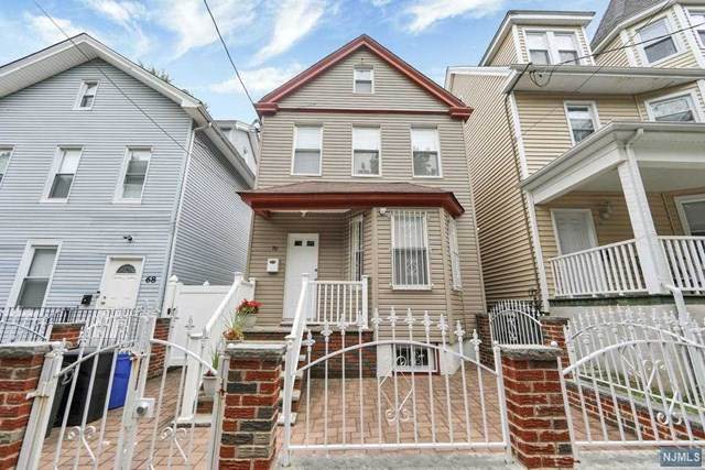 70 Halleck Street - Photo 1