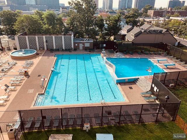 2000 Linwood Avenue - Photo 1