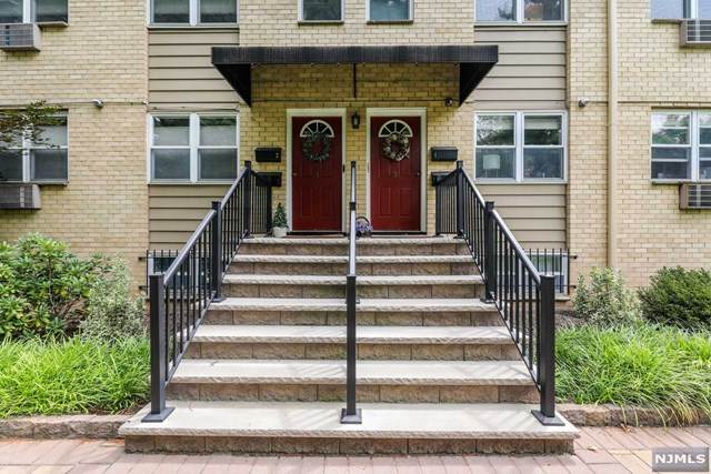7 Van Vleck Street - Photo 1