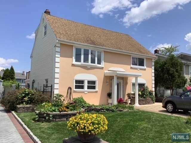 185 Union Avenue - Photo 1