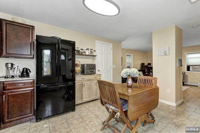 114 Rockland Avenue - Photo 1