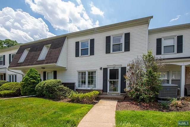 25 Eastham - Photo 1