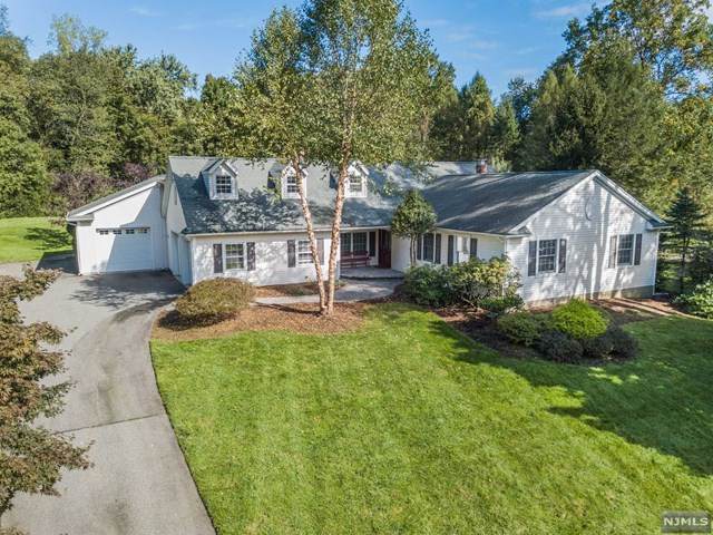 53 Degray Terrace - Photo 1