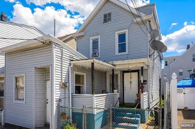 102 Carlisle Avenue - Photo 1