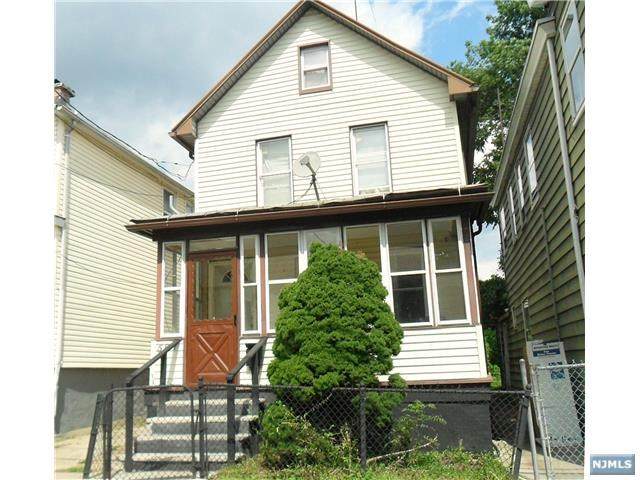587 Mcchesney Street - Photo 1