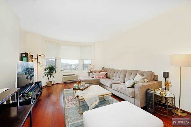 1208 City Place - Photo 1