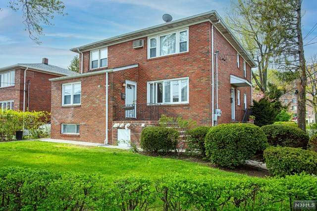 300 Maple Street - Photo 1