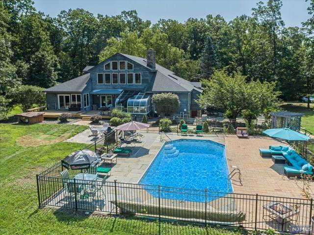 915 Partridge Road - Photo 1