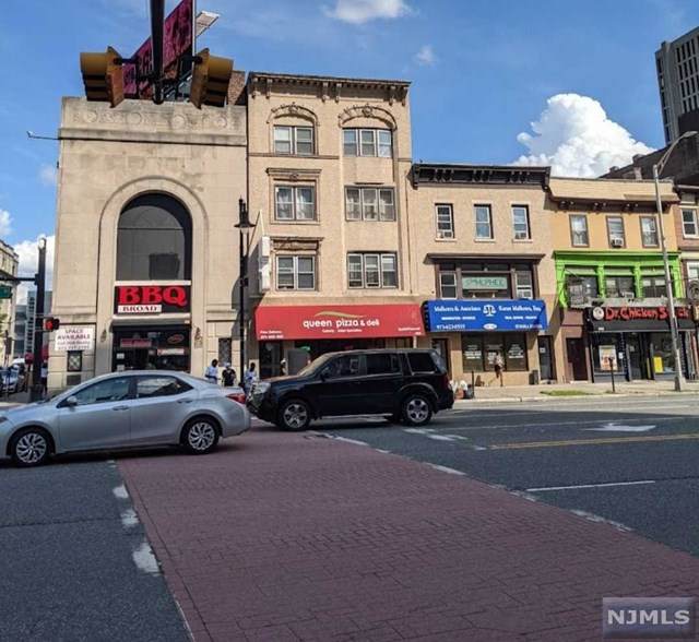 938 Broad Street - Photo 1