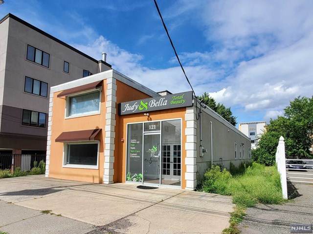 121 Central Boulevard - Photo 1