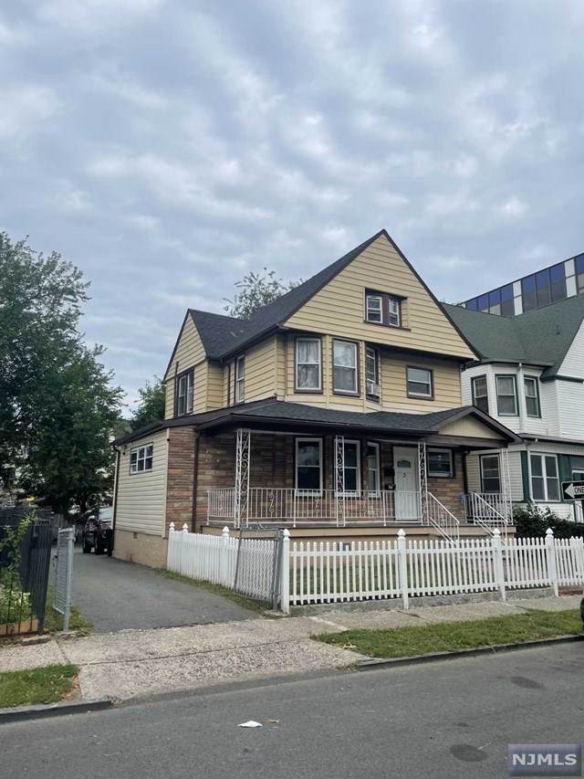 3 Hawthorne Place - Photo 1