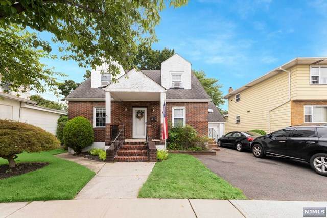 431 Orchard Street - Photo 1