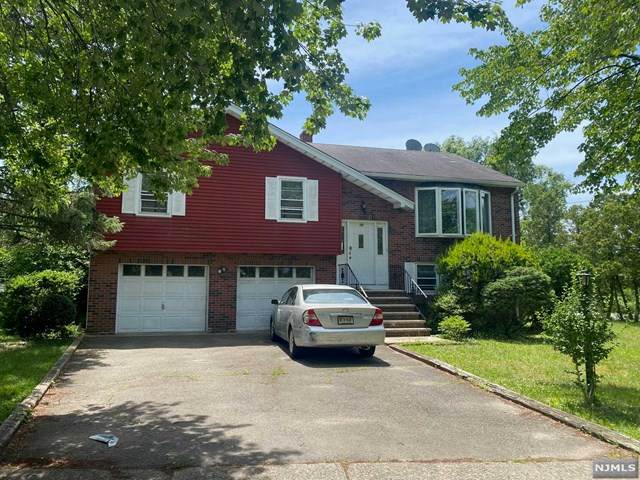 10 Ray Avenue - Photo 1