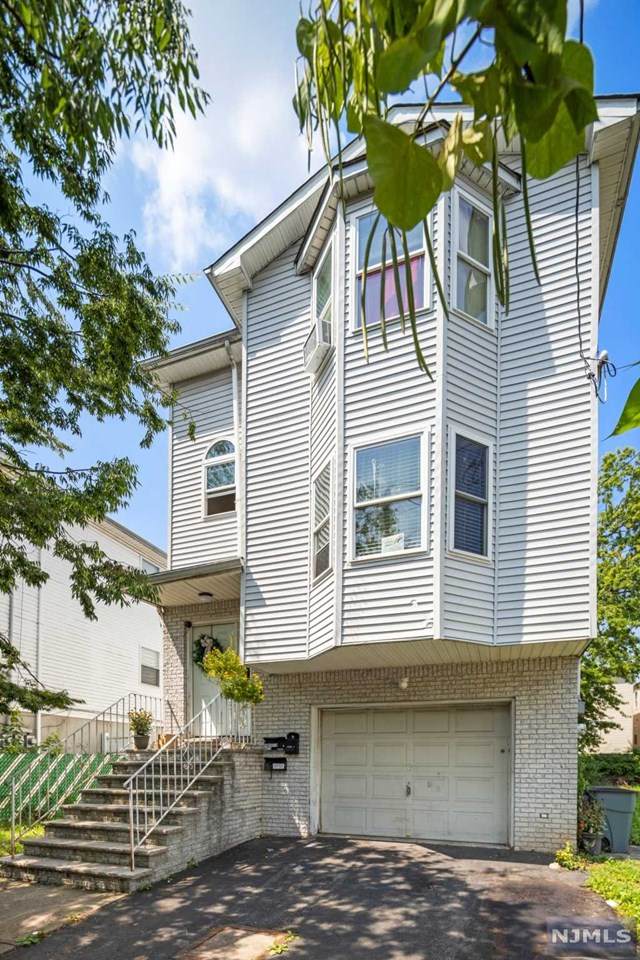 489 18th Street - Photo 1