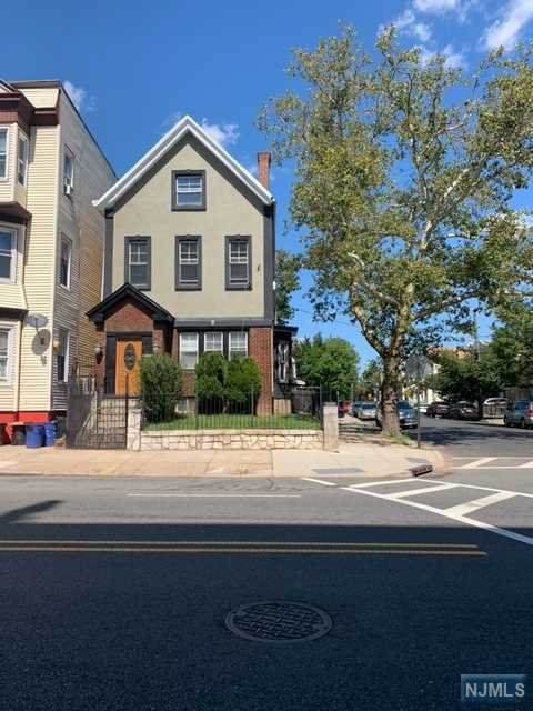 317 Orange Avenue - Photo 1