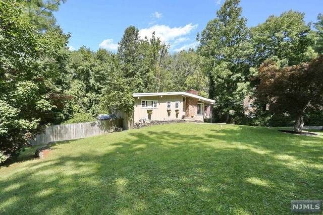27 Bear Mountain Road - Photo 1