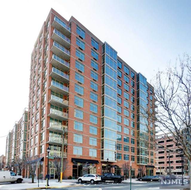 1450 Washington Street - Photo 1
