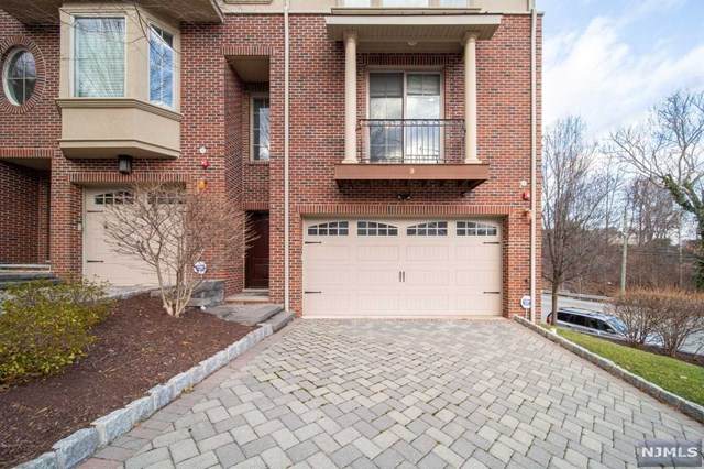 9 Maple Street - Photo 1