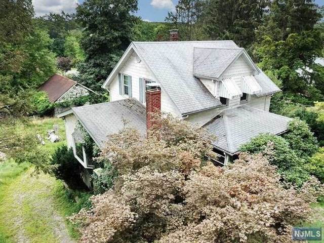 683 Van Emburgh Avenue - Photo 1