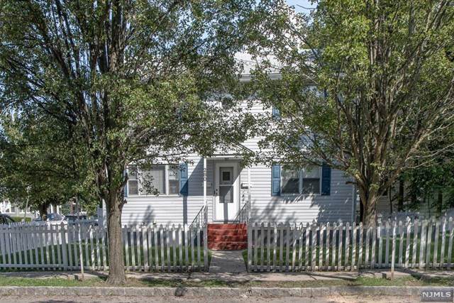 280-282 Dewitt Avenue - Photo 1