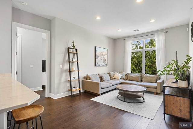 801 Palisade Avenue - Photo 1