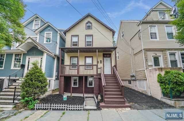 585 Beach Street - Photo 1