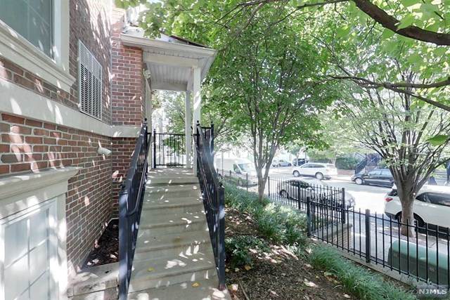 201 Dey Street - Photo 1
