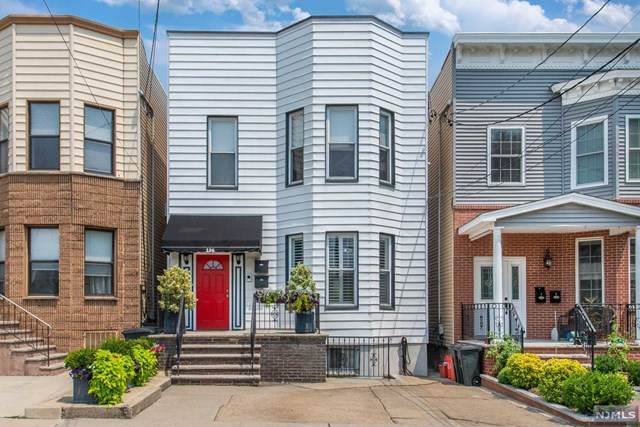 126 Highpoint Avenue - Photo 1