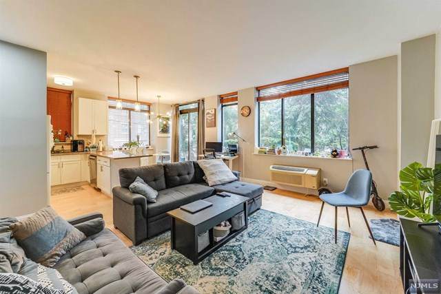 300 Newark Street - Photo 1