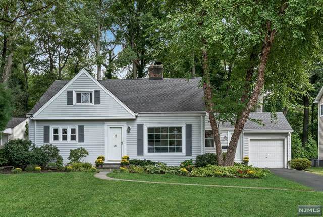 261 Glen Avenue - Photo 1