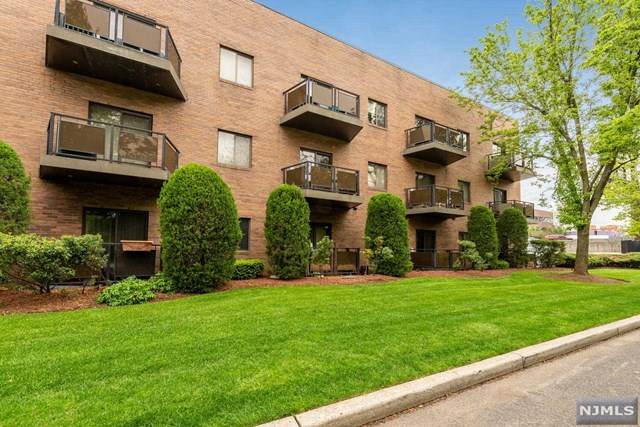 279 Clark Street - Photo 1