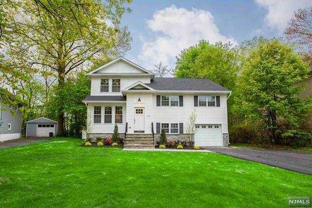 466 Albin Court - Photo 1