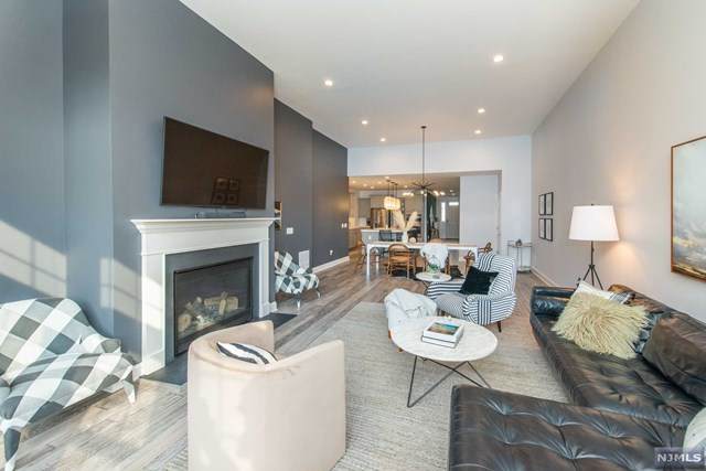 32 Sequoia Drive - Photo 1