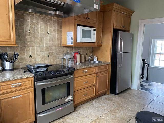 17 Ames Avenue - Photo 1