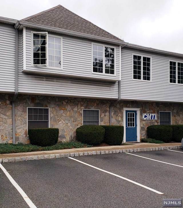 10 Chapel Hill Road - Photo 1