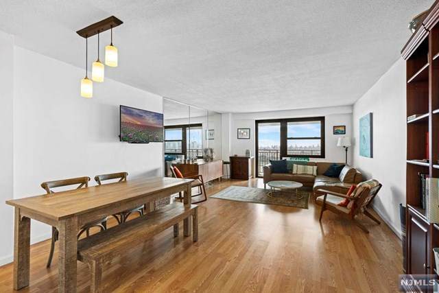 7855 Boulevard East - Photo 1