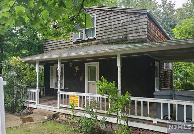 203 Pascack Road - Photo 1