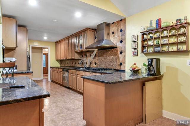 115 Chestnut Avenue - Photo 1