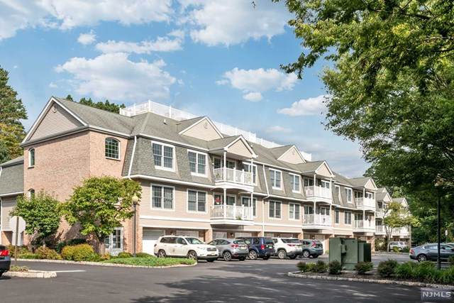 306 Central Park Place - Photo 1