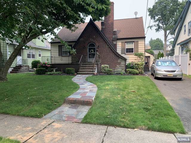 174 Ross Avenue - Photo 1