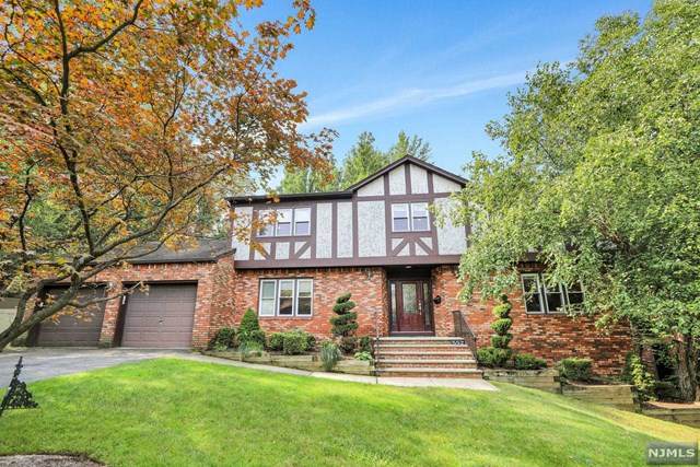 552 Cumberland Street - Photo 1