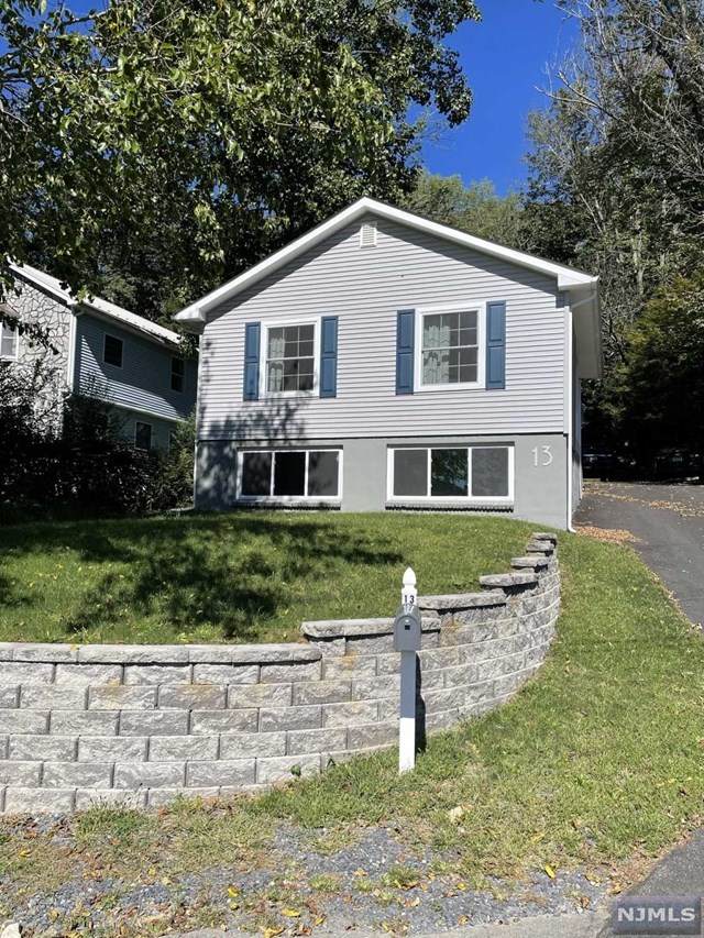 13 Hillside Avenue - Photo 1
