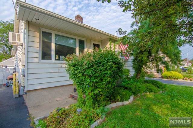 18 Mckenzie Avenue - Photo 1