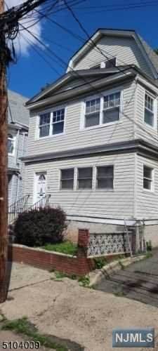 884 18th - Photo 1
