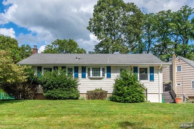 594 Cleveland Avenue - Photo 1