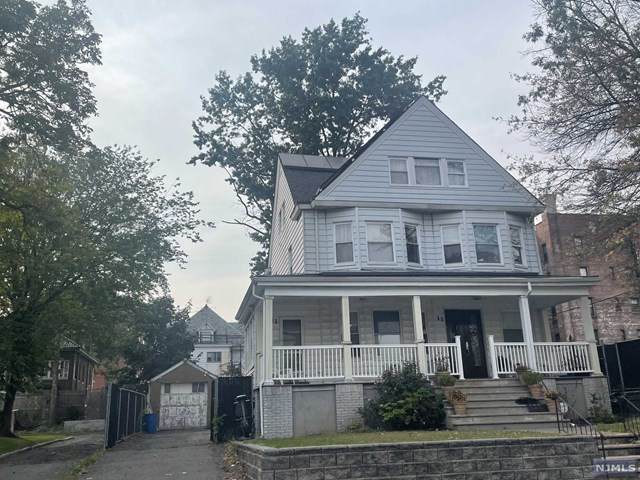 11 Watson Avenue - Photo 1