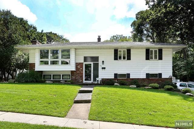 220 Homestead Place - Photo 1
